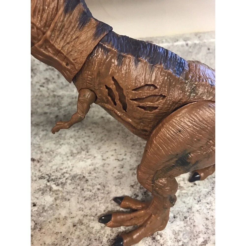 Jurassic World Dominion Extreme Damage T Rex Dinosaur Action Figure Toy - Picture 5 of 12